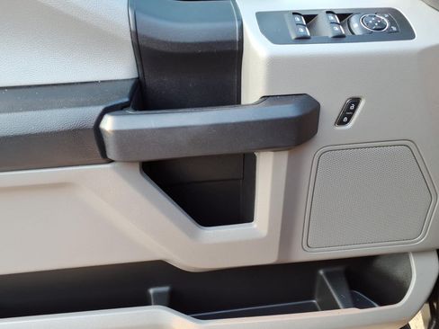 Used 2019 Ford F150 XL w/ Equipment Group 101A Mid AWD/4WD image 7