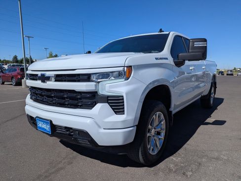Used 2024 Chevrolet Silverado 1500 RST AWD/4WD image 7
