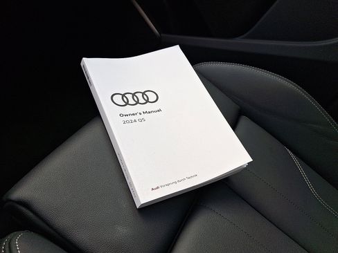 Certified 2024 Audi Q5 2.0T Premium image 27