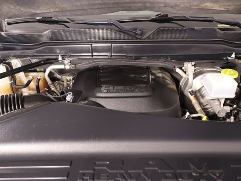 Used 2022 RAM 2500 Big Horn AWD/4WD image 18