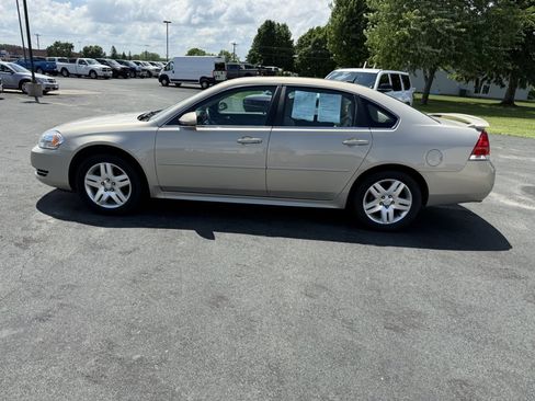Used 2012 Chevrolet Impala LT FWD image 4