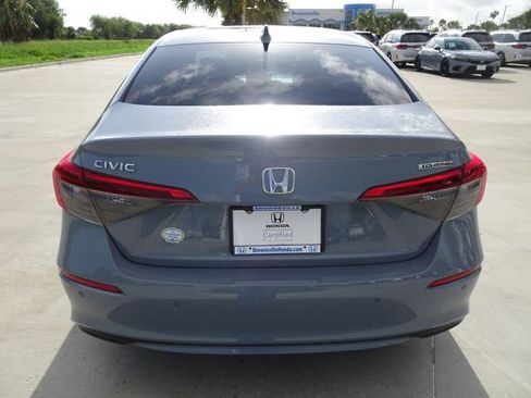Certified 2023 Honda Civic Touring image 5