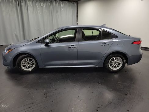 Used 2022 Toyota Corolla LE FWD image 5