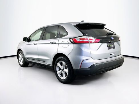 Used 2022 Ford Edge SE image 5