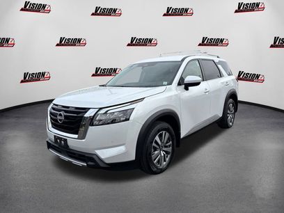 New 2025 Nissan Pathfinder SL