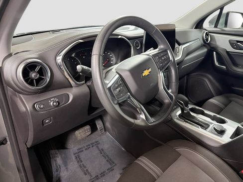 Used 2024 Chevrolet Blazer LT w/ Convenience Package FWD image 11