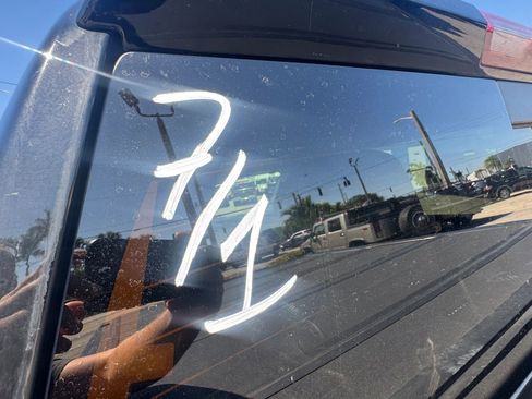 Used 2019 GMC Sierra 1500 SLT w/ SLT Premium Plus Package image 37