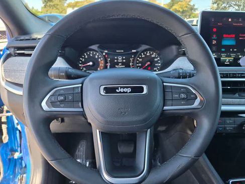 Used 2024 Jeep Compass Latitude AWD/4WD image 22