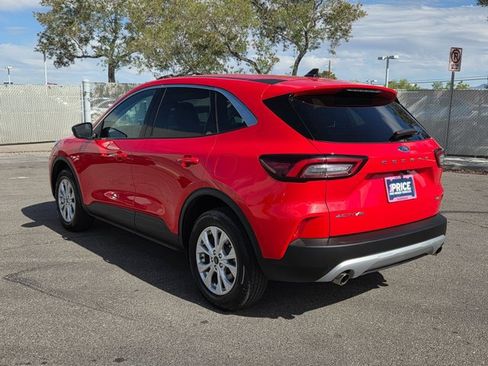 Used 2024 Ford Escape Active AWD/4WD image 8