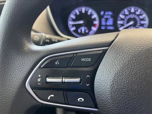 Used 2019 Hyundai Santa Fe SE FWD image 19