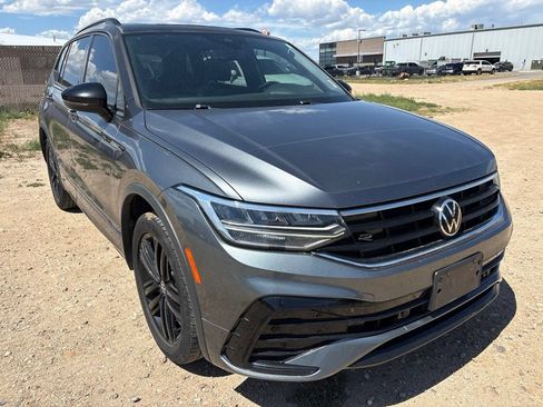 Used 2022 Volkswagen Tiguan SE R-Line AWD/4WD image 7