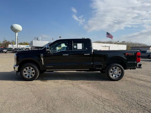 Used 2024 Ford F250 King Ranch w/ Chrome Package image 8