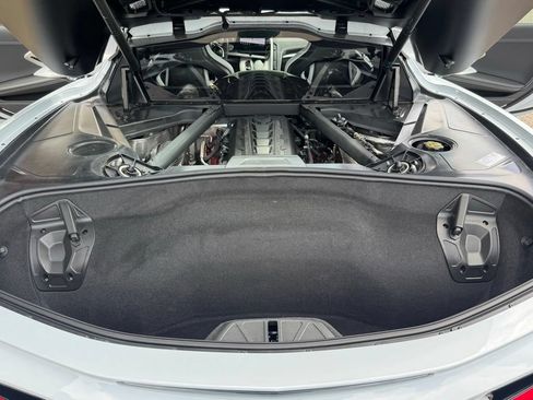 Used 2022 Chevrolet Corvette Stingray Preferred Cpe w/ Battery Protection Package RWD image 35