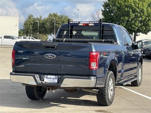 Used 2017 Ford F150 XLT w/ Trailer Tow Package image 4