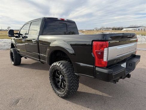 Used 2017 Ford F350 Platinum w/ Platinum Ultimate Package image 5