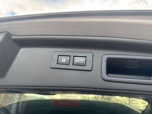 Used 2020 Subaru Forester Touring w/ Popular Package #2 image 14