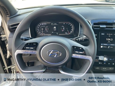 Used 2024 Hyundai Santa Cruz SEL image 6