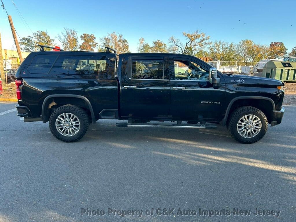 Used 2021 Chevrolet Silverado 2500 High Country w/ Technology Package AWD/4WD image 8