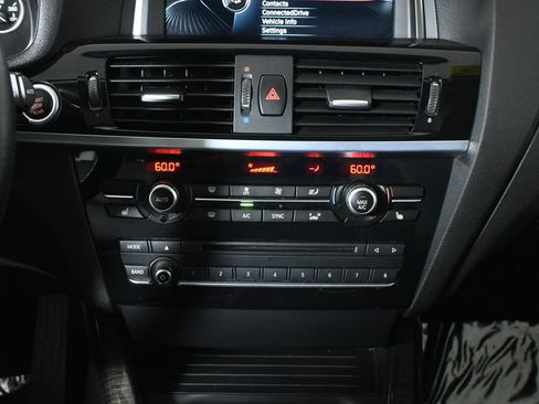 Used 2015 BMW X3 xDrive28i AWD/4WD image 23