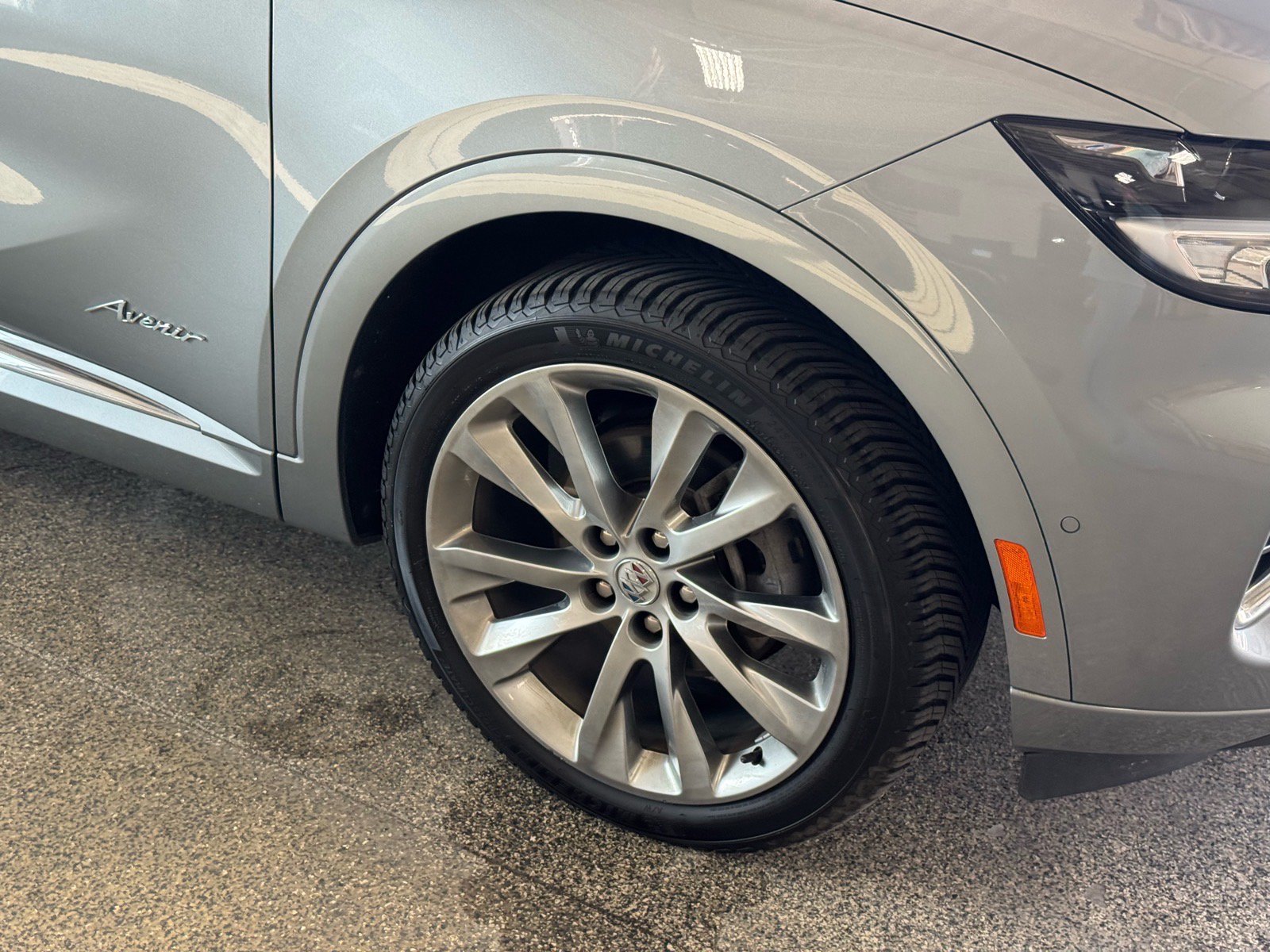 Certified 2023 Buick Envision Avenir AWD/4WD image 4