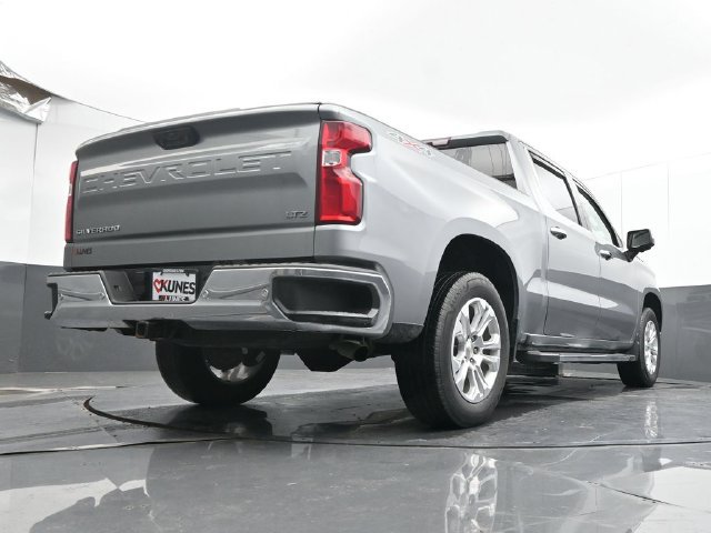 Used 2023 Chevrolet Silverado 1500 LTZ AWD/4WD image 22