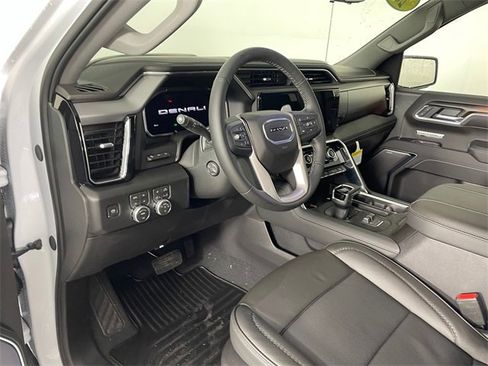 New 2026 GMC Sierra 1500 Denali w/ Denali Reserve Package image 3