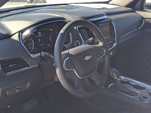 Used 2023 Chevrolet Traverse High Country image 12