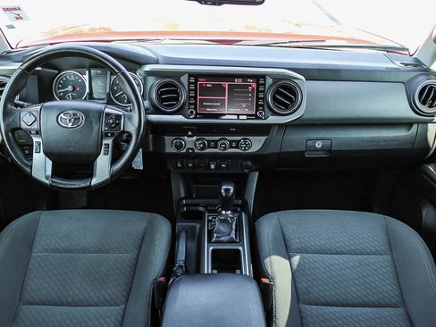 Used 2020 Toyota Tacoma SR5 w/ Technology Package AWD/4WD image 12
