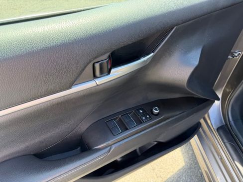 Used 2023 Toyota Camry XSE FWD image 13