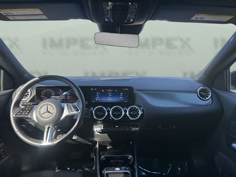 Used 2025 Mercedes-Benz GLA 250 image 13