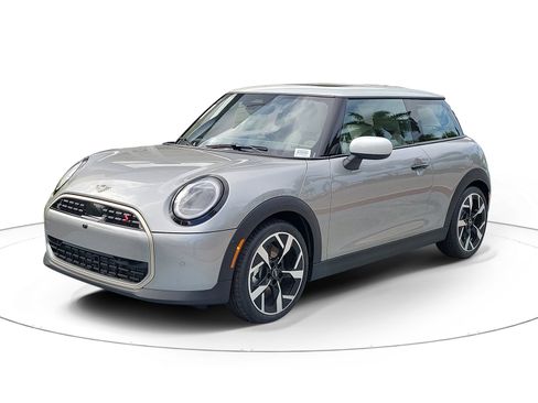 New 2026 MINI Cooper S image 2
