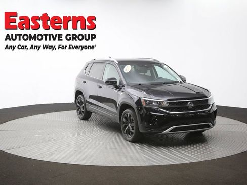 Used 2024 Volkswagen Taos SE image 49