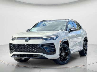 New 2026 Volkswagen Tiguan SE R-Line