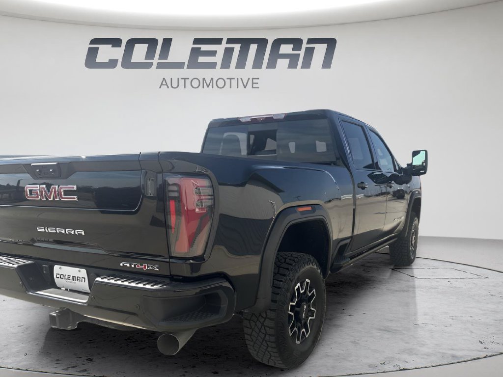 Used 2025 GMC Sierra 2500 AT4X AWD/4WD image 10