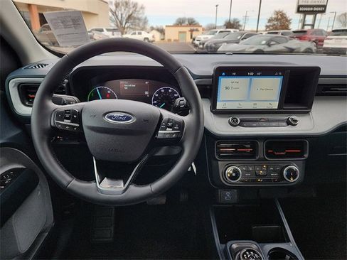 Used 2024 Ford Maverick XLT w/ XLT Luxury Package image 11