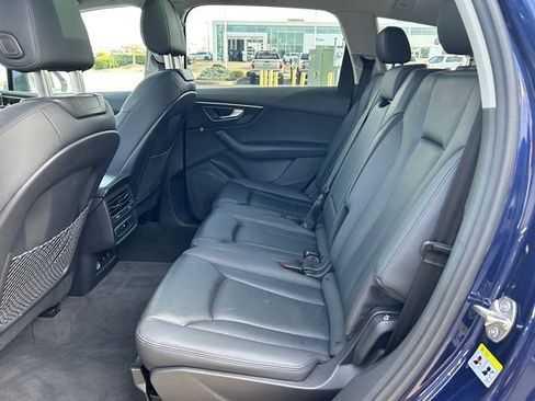Used 2022 Audi Q7 3.0T Premium image 24