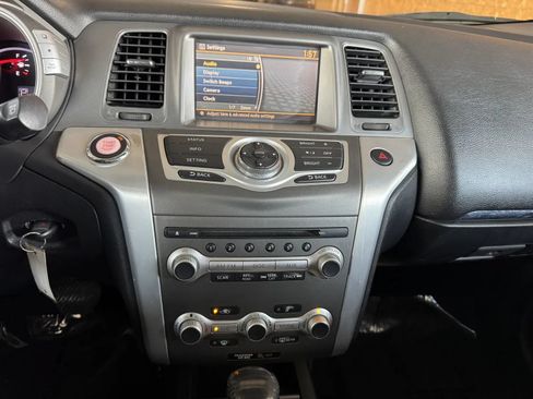 Used 2011 Nissan Murano SV AWD/4WD image 27
