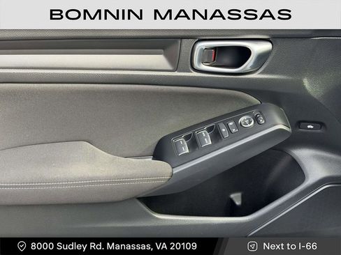 Used 2025 Honda Civic Sport image 13