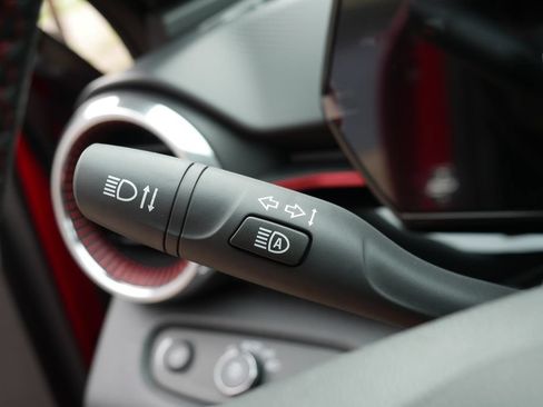 New 2026 Chevrolet Trax RS w/ Driver Confidence Package FWD image 19