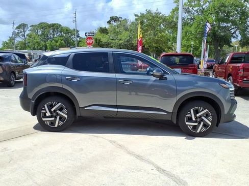 Certified 2025 Nissan Kicks SV image 20