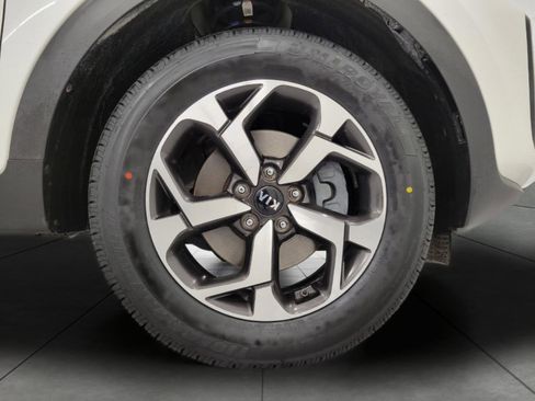 Used 2022 Kia Sportage LX AWD/4WD image 3