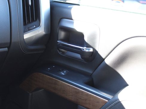 Used 2018 Chevrolet Silverado 1500 LTZ w/ Sport Package image 21