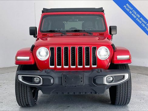 Used 2021 Jeep Wrangler Unlimited Sahara w/ Cold Weather Group image 6