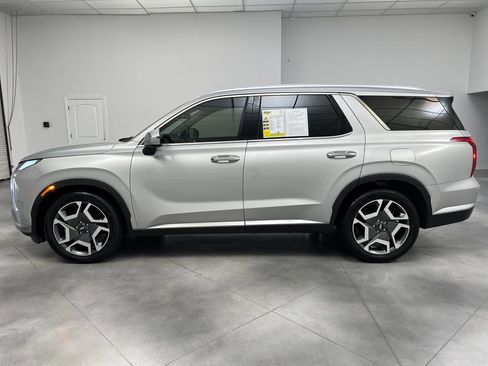 Used 2024 Hyundai Palisade Limited AWD/4WD image 5