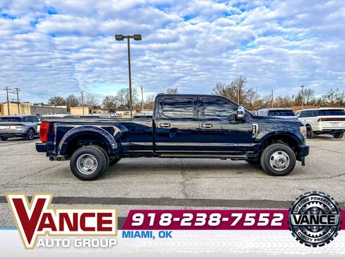 Used 2022 Ford F350 Platinum image 8