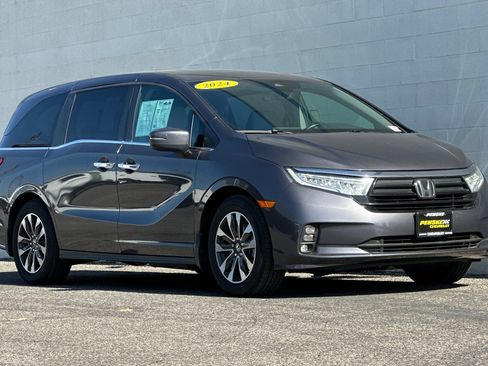 Used 2024 Honda Odyssey EX-L image 2