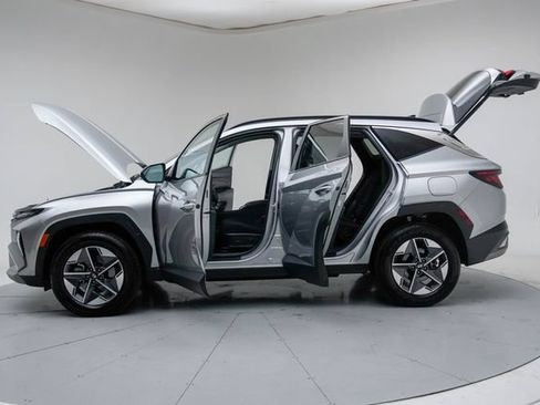 Used 2025 Hyundai Tucson SEL AWD/4WD image 19