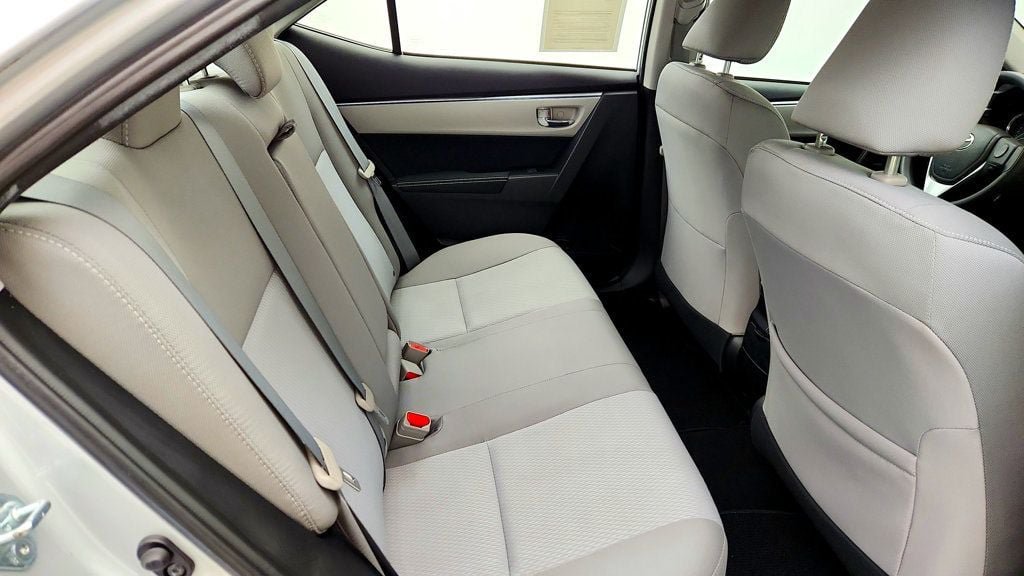 Used 2016 Toyota Corolla LE FWD image 22