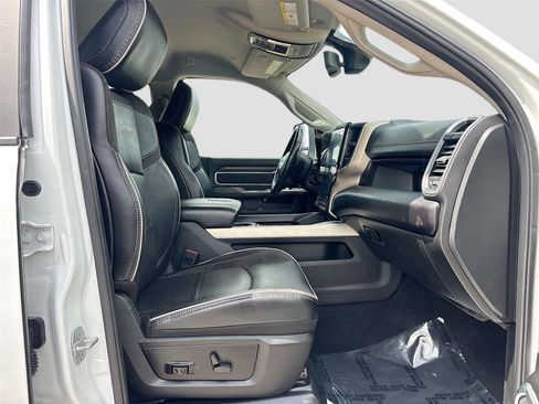 Used 2023 RAM 2500 Laramie AWD/4WD image 28