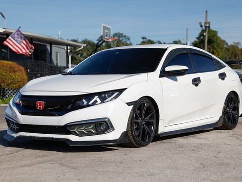 Used 2020 Honda Civic Sport image 4